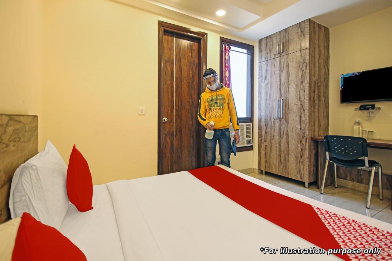Hotel Oyo Flagship 81064 Kd Homes New Delhi